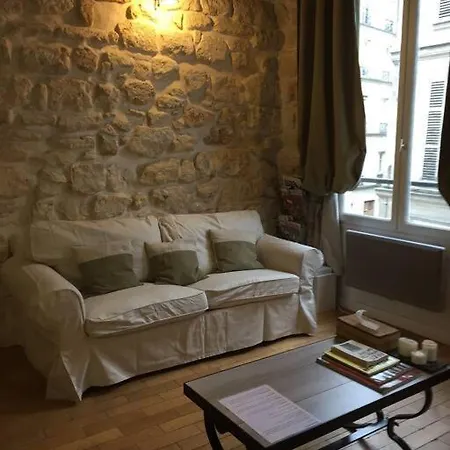 Authentic Marais Appartamento